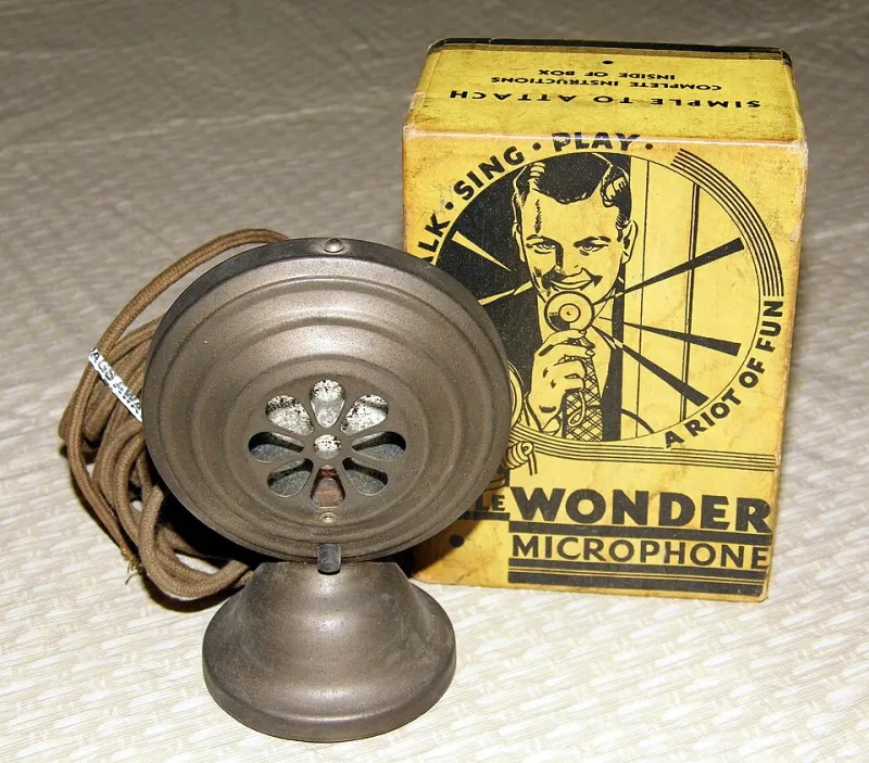 Dead Air: The Haunted Landscape of Abandoned Podcasts